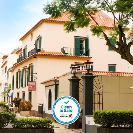 Amparo Hotel Machico  Exterior photo