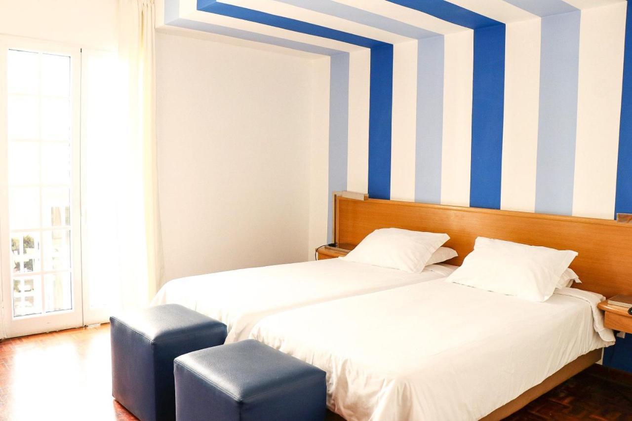 Amparo Hotel Machico  Exterior photo