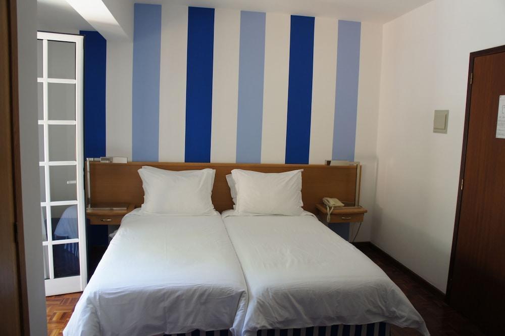 Amparo Hotel Machico  Exterior photo
