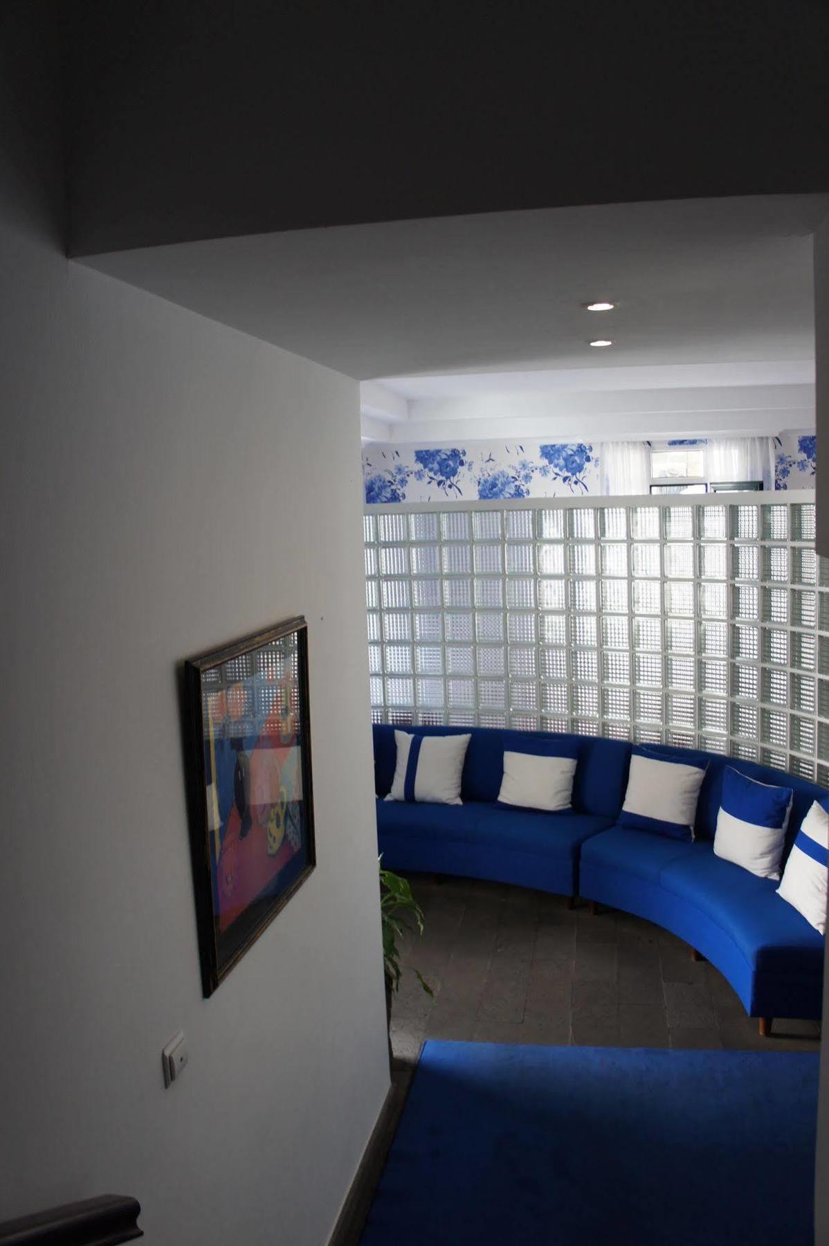 Amparo Hotel Machico  Exterior photo